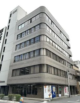 石山ビルの外観