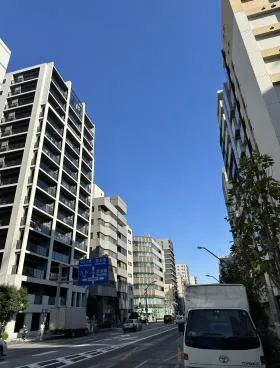 MKビルの外観