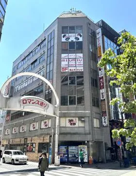 池袋YSステージビルの外観