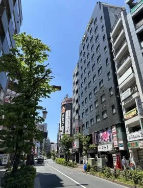 池袋YSステージビルの外観