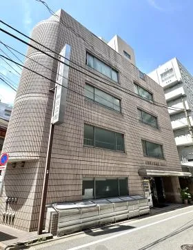 清水ビルの外観