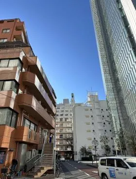 学研ビルの外観