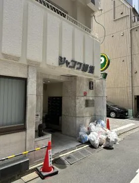 ジャコワ第4ビルの外観