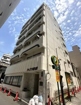 ジャコワ第4ビルの外観
