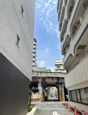 ジャコワ第4ビルの外観