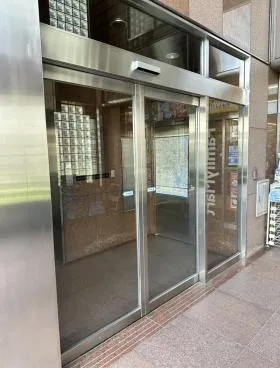 西池袋中央ビルの外観