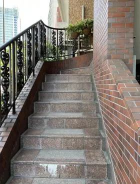 西池袋中央ビルの外観