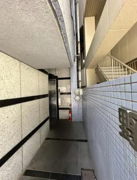 野村ビルの外観