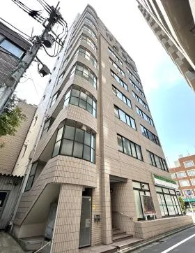 音羽こくねビルの外観