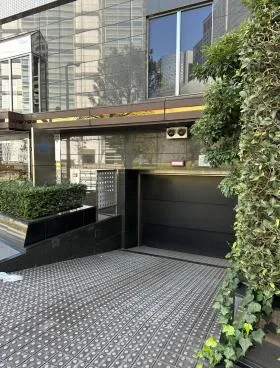 YBビルの外観
