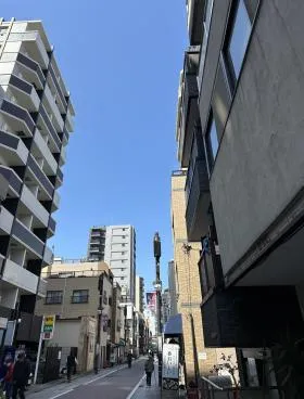 三石ビルの外観