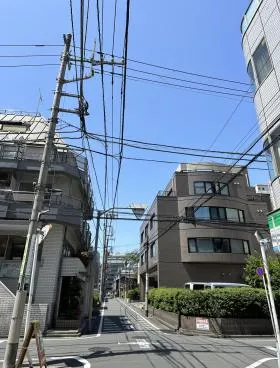 いずみやビルの外観