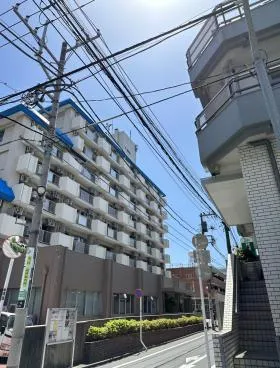いずみやビルの外観