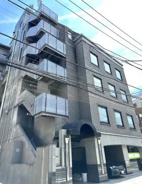 日比ビルの外観