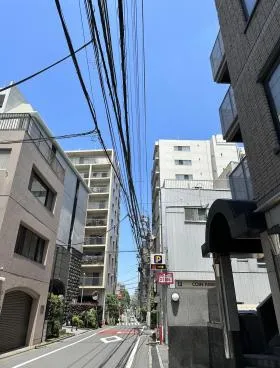 日比ビルの外観