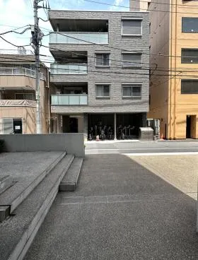 コート本郷ビルの外観