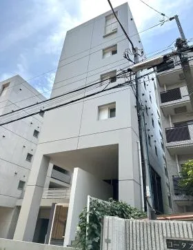 コート本郷ビルの外観