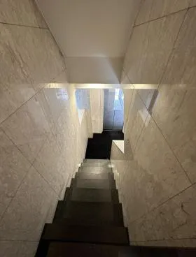 白峰ビルの外観