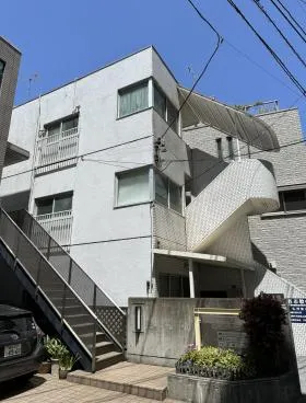 福田ビルの外観
