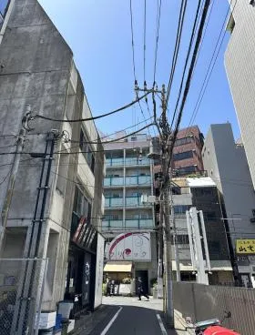 KGビルの外観