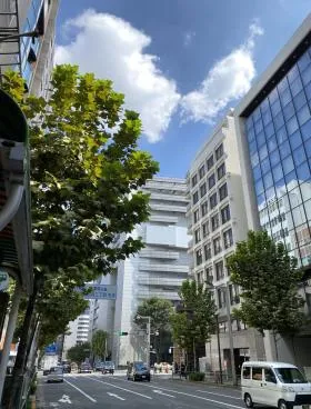 新宿御苑東栄ビルの外観