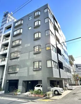 岡家寿Ⅱビルの外観