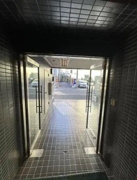 岡家寿Ⅱビルの外観
