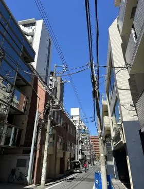 エスツウィン新宿ビルの外観
