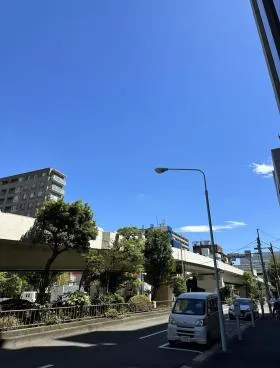 日本橋三幸ビルの外観