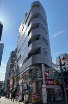 KMKビルの外観