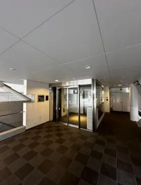 弘進平河町ビルの外観