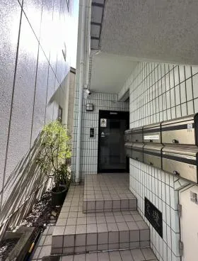 メゾン秋葉原ビルの外観