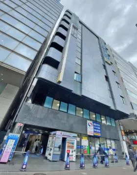 新横浜千歳観光ビルの外観