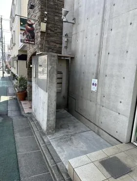colesso JIYUGAOKAビルの外観