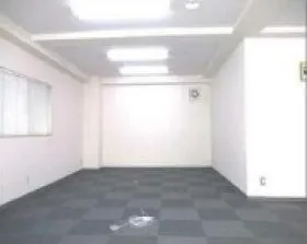 トリウミビルの外観