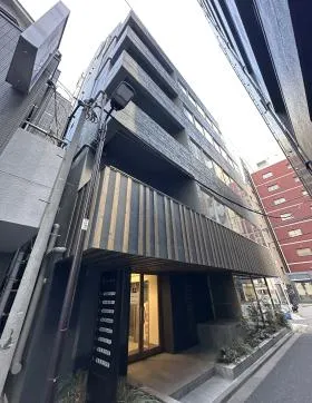U biz 神田千桜 ビルの外観