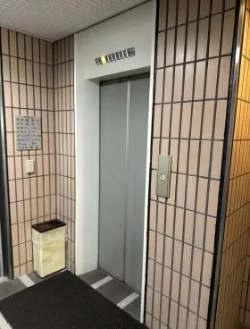 平野ビルの外観
