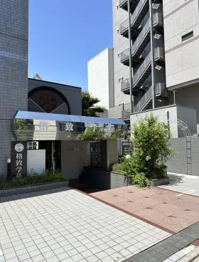 S・S WACOESビルの外観