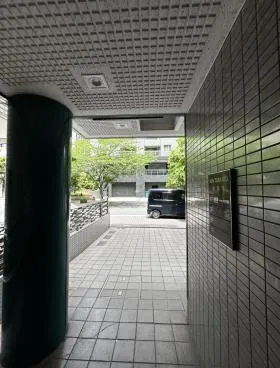 SUN TORAビルの外観