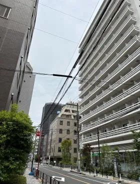 ルーフ御茶ノ水ヒルズビルの外観