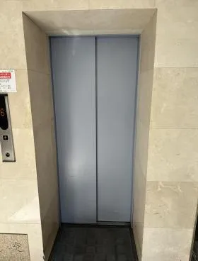 セイワクレストビルの外観
