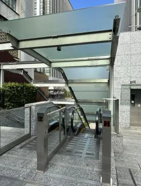 平河町森タワーレジデンスビルの外観