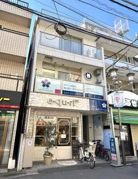 ハーモニービルの外観