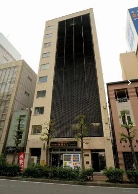 尾上町スカイビルの外観