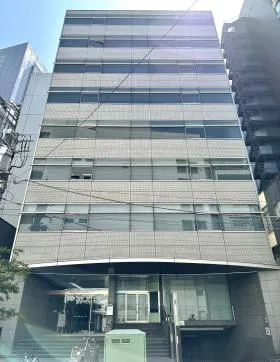 新宿南口第一ビルの外観