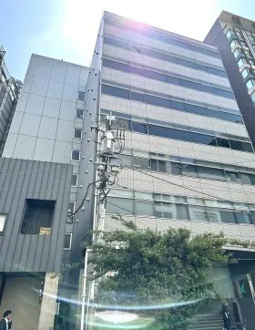 新宿南口第一ビルの外観