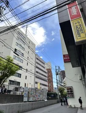 新宿ホビービルの外観
