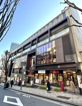 PORTA神楽坂ビルの外観