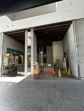 PORTA神楽坂ビルの外観