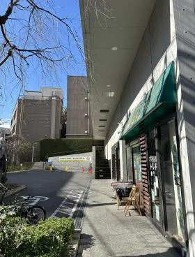 PORTA神楽坂ビルの外観
